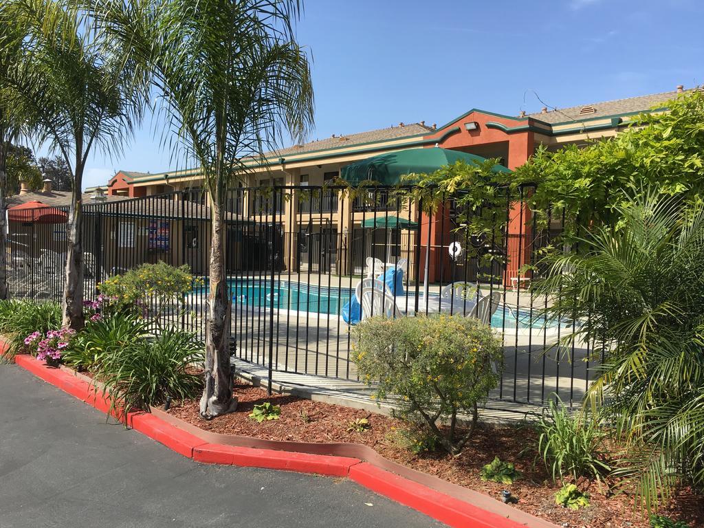 Motel Super 8 By Wyndham
