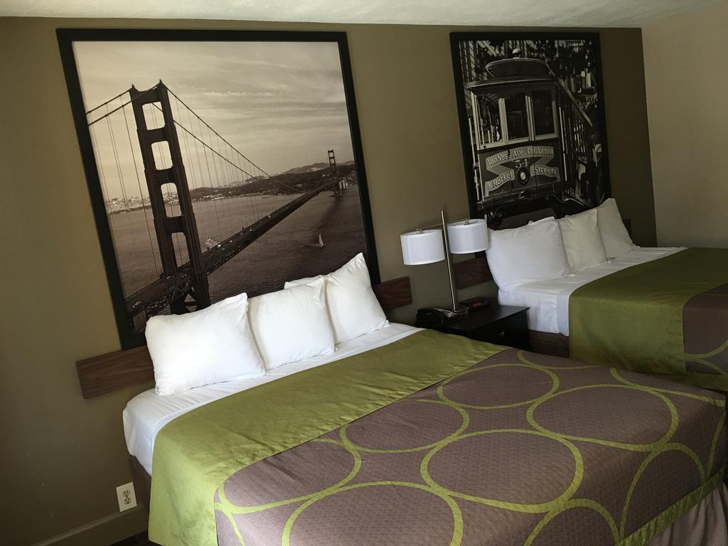 Super 8 By Wyndham