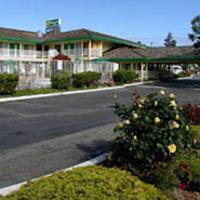 Super 8 By Wyndham Motel 2*