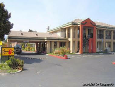 Super 8 By Wyndham 2*